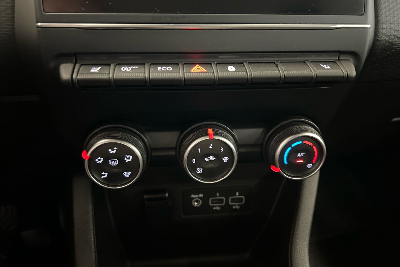 Renault Clio iso kuva 14