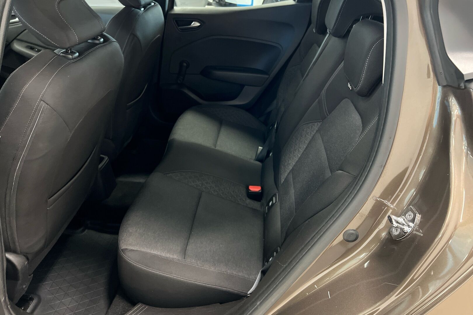 Renault Clio iso kuva 9