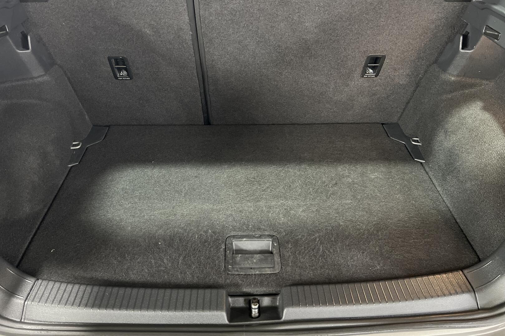 Volkswagen T-Cross iso kuva 12