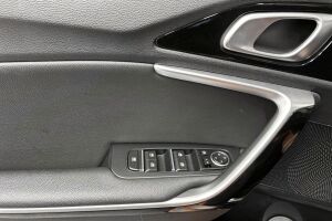 Kia XCeed esikatselu 19