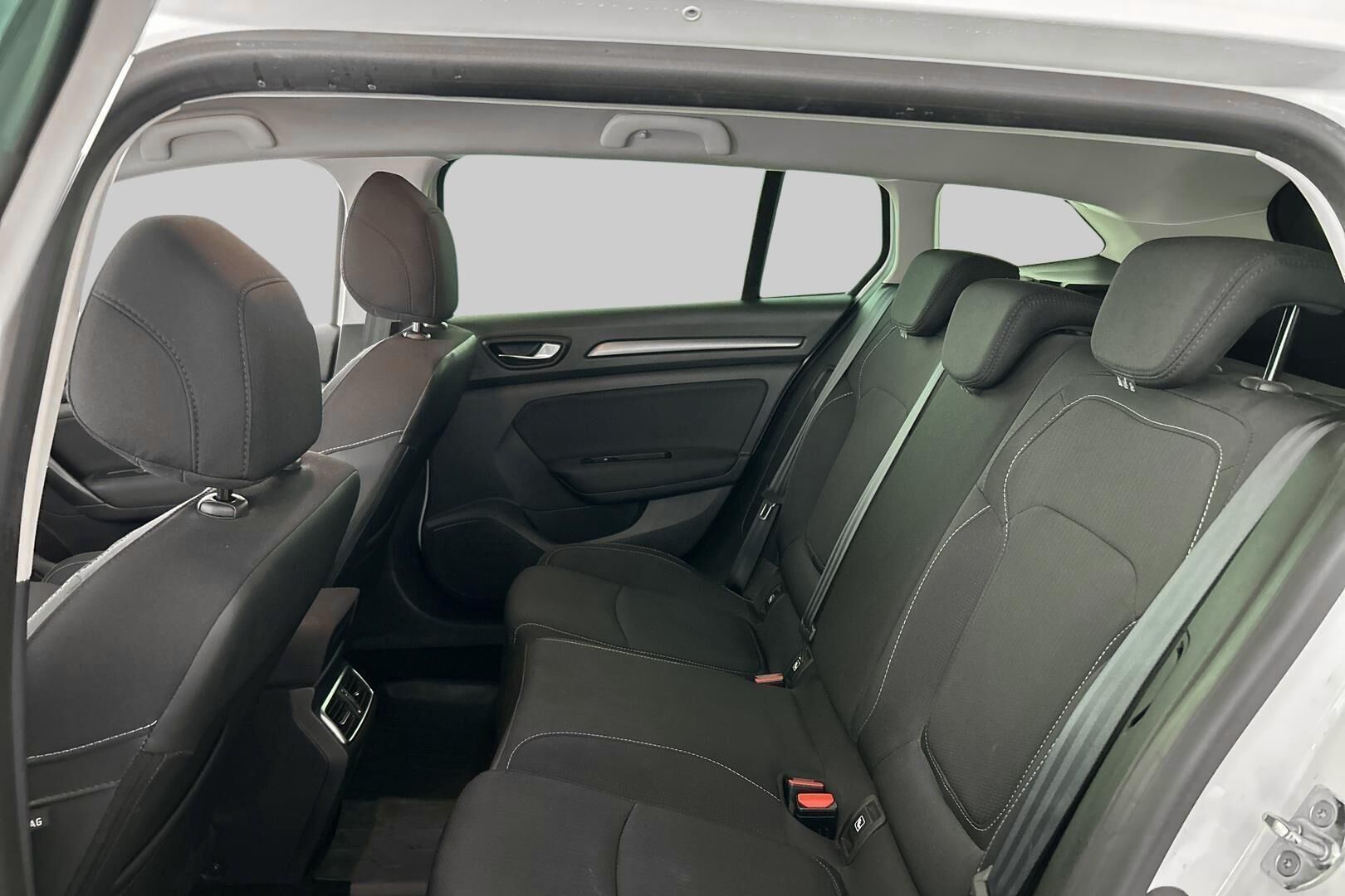 Renault Megane iso kuva 31