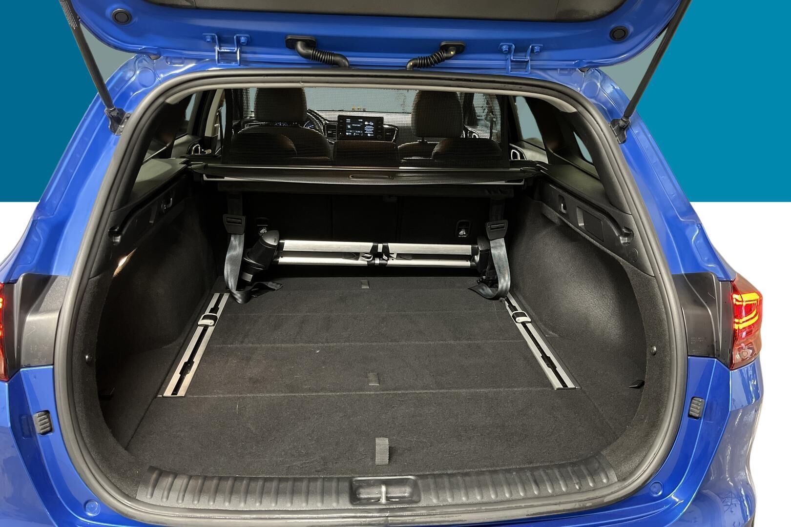 Kia Ceed iso kuva 14