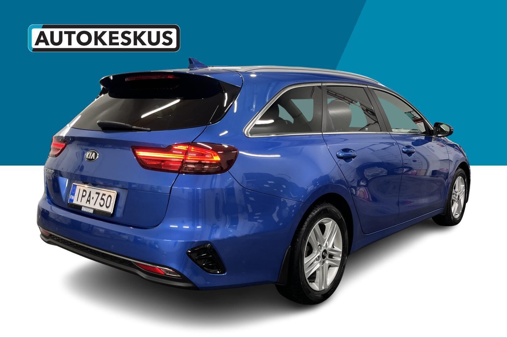 Kia Ceed iso kuva 3