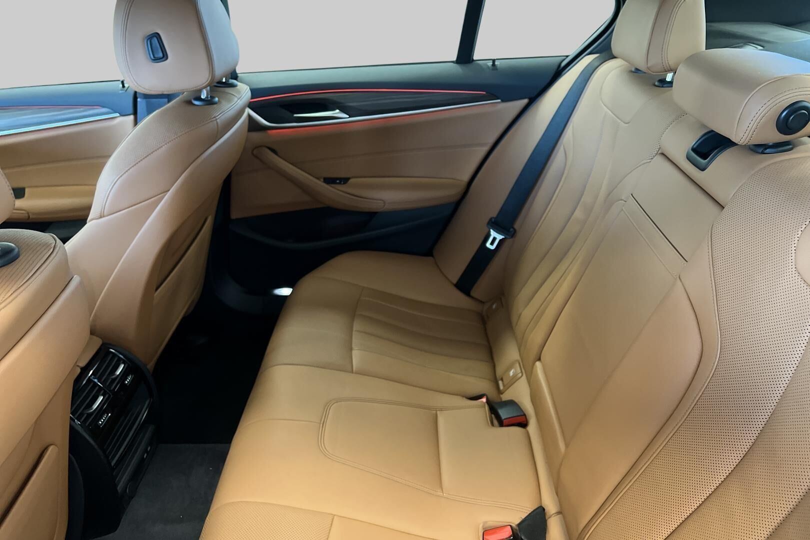 BMW 5-sarja iso kuva 6
