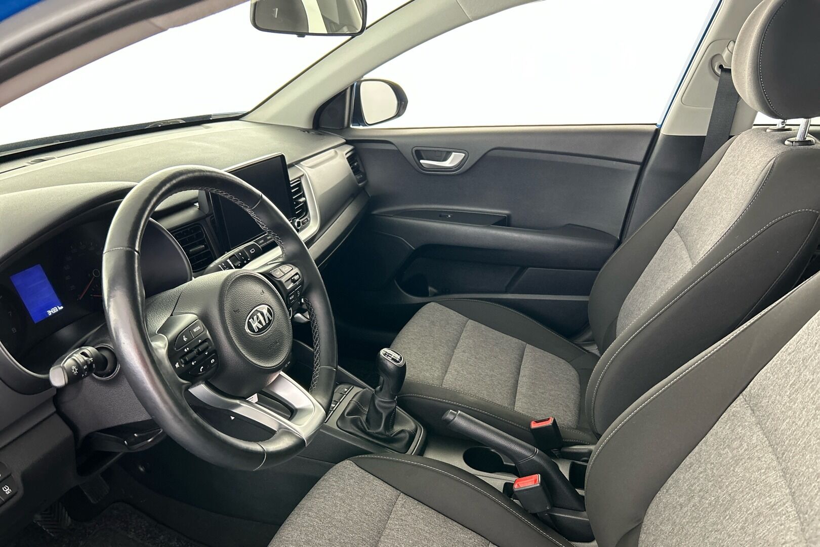 Kia Stonic iso kuva 3