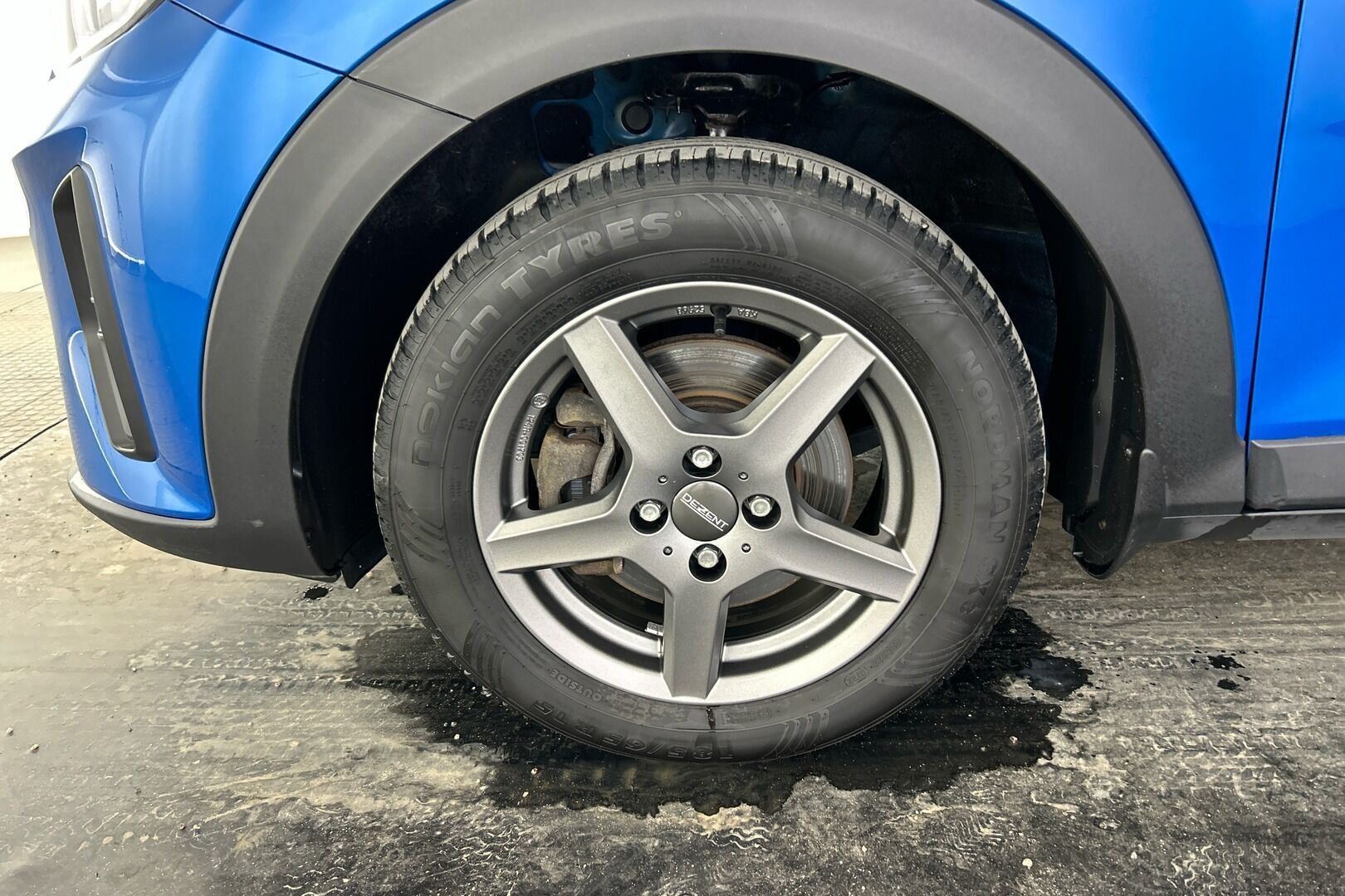 Kia Stonic iso kuva 6