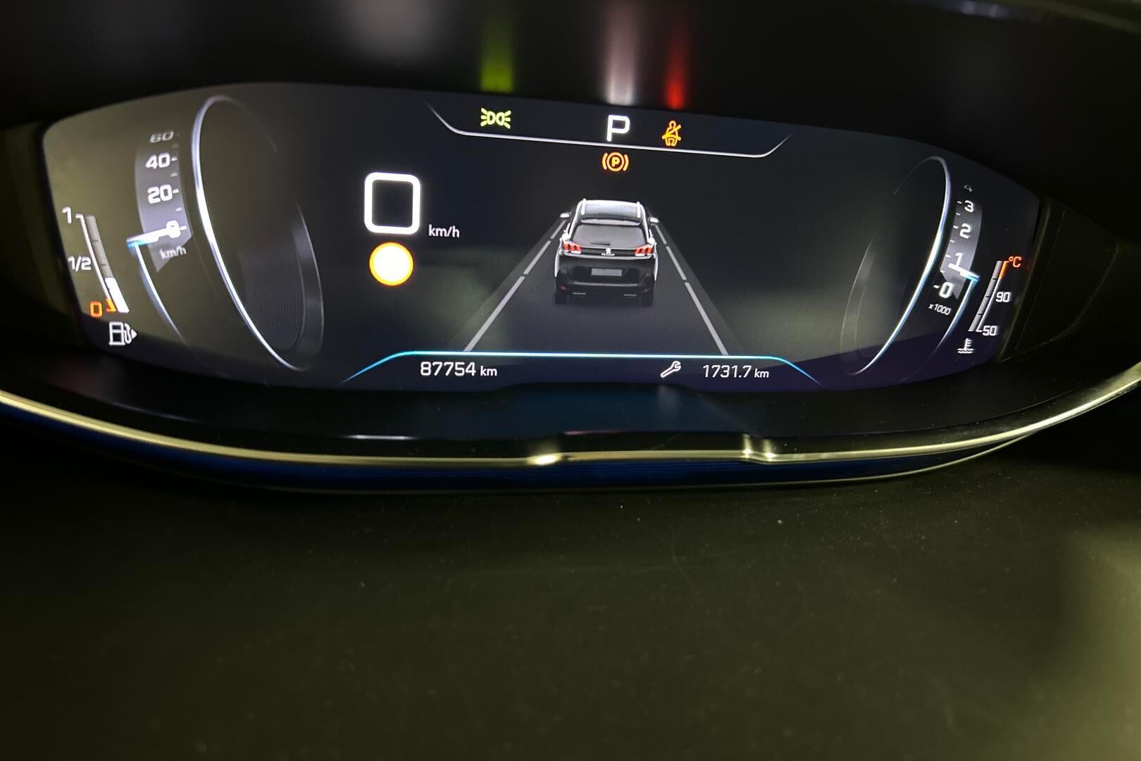 Peugeot 5008 iso kuva 12