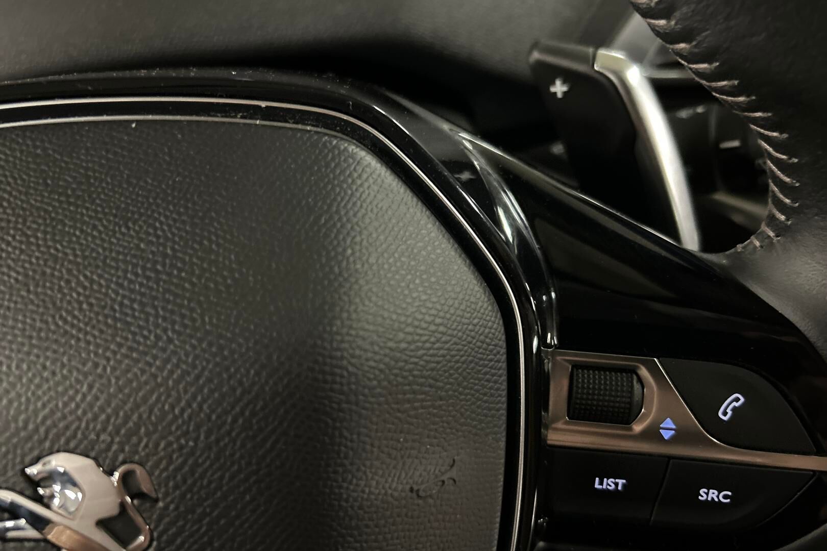 Peugeot 5008 iso kuva 19