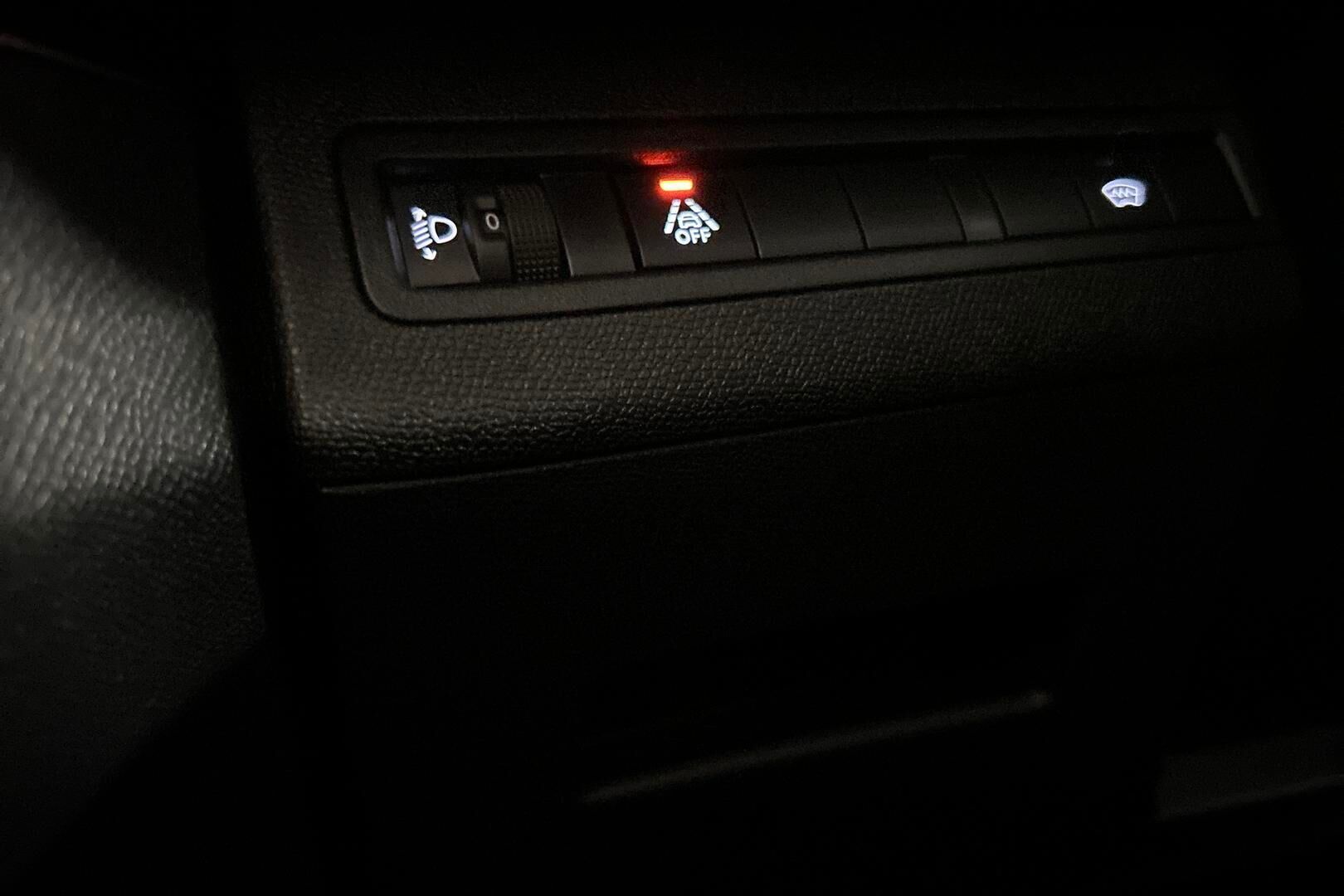 Peugeot 5008 iso kuva 35