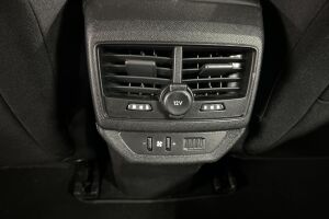 Peugeot 5008 esikatselu 25
