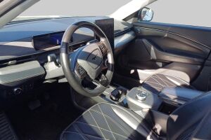 Ford Mustang Mach-E esikatselu 2