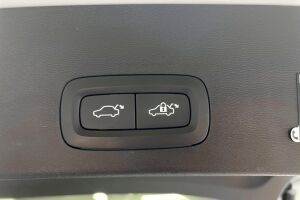 Volvo XC40 esikatselu 19