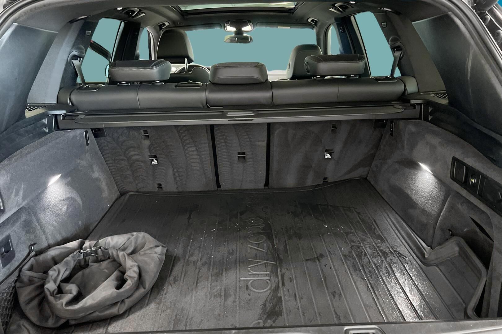 BMW X5 iso kuva 11