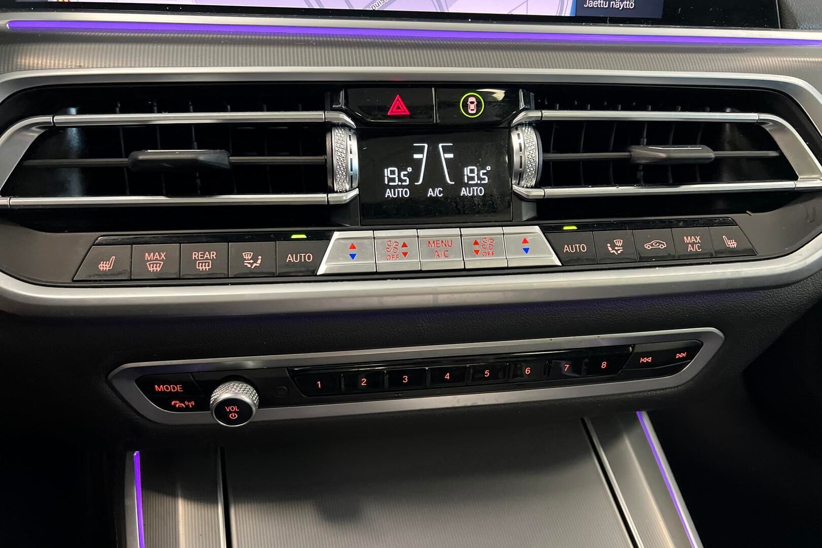 BMW X5 iso kuva 15