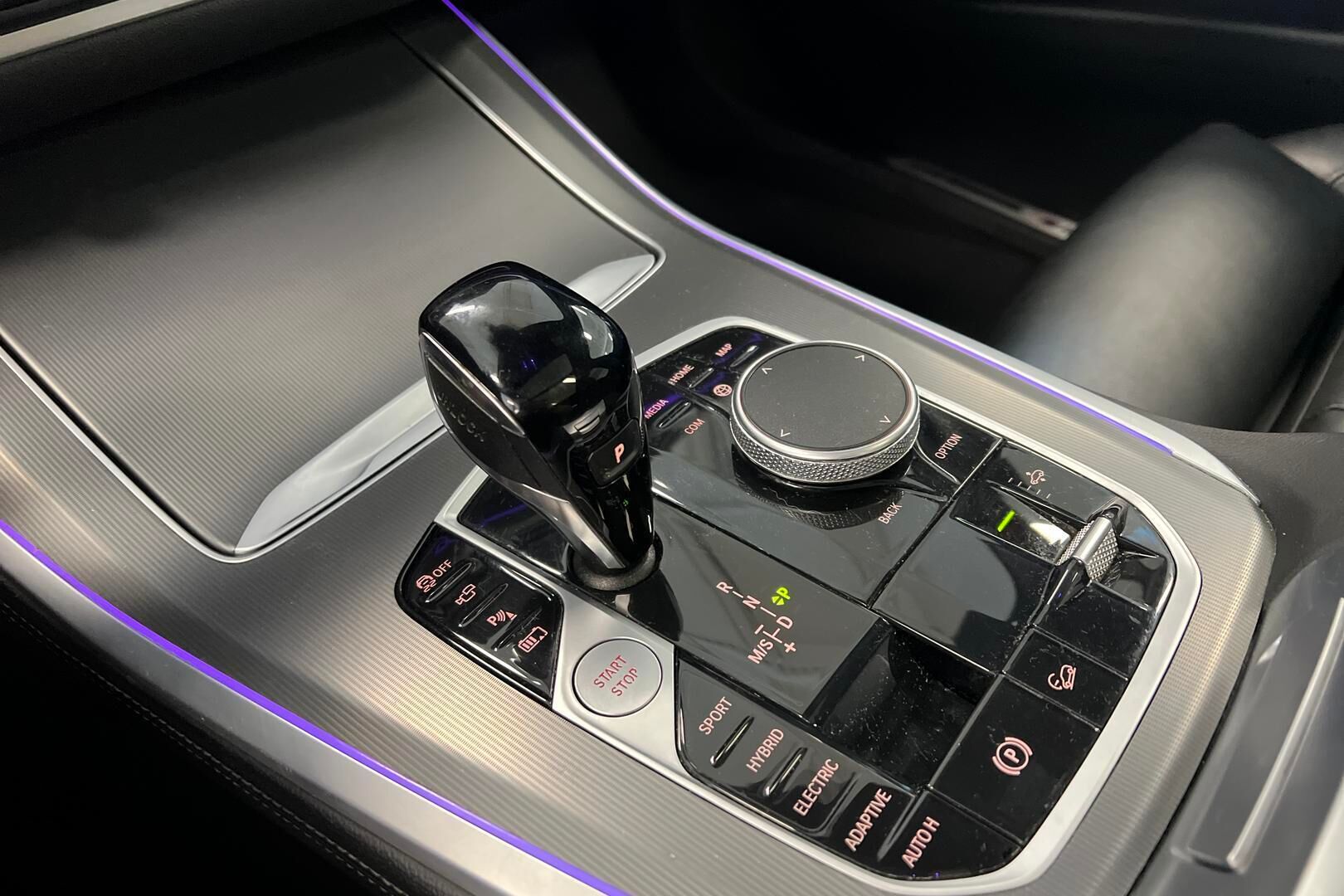 BMW X5 iso kuva 16