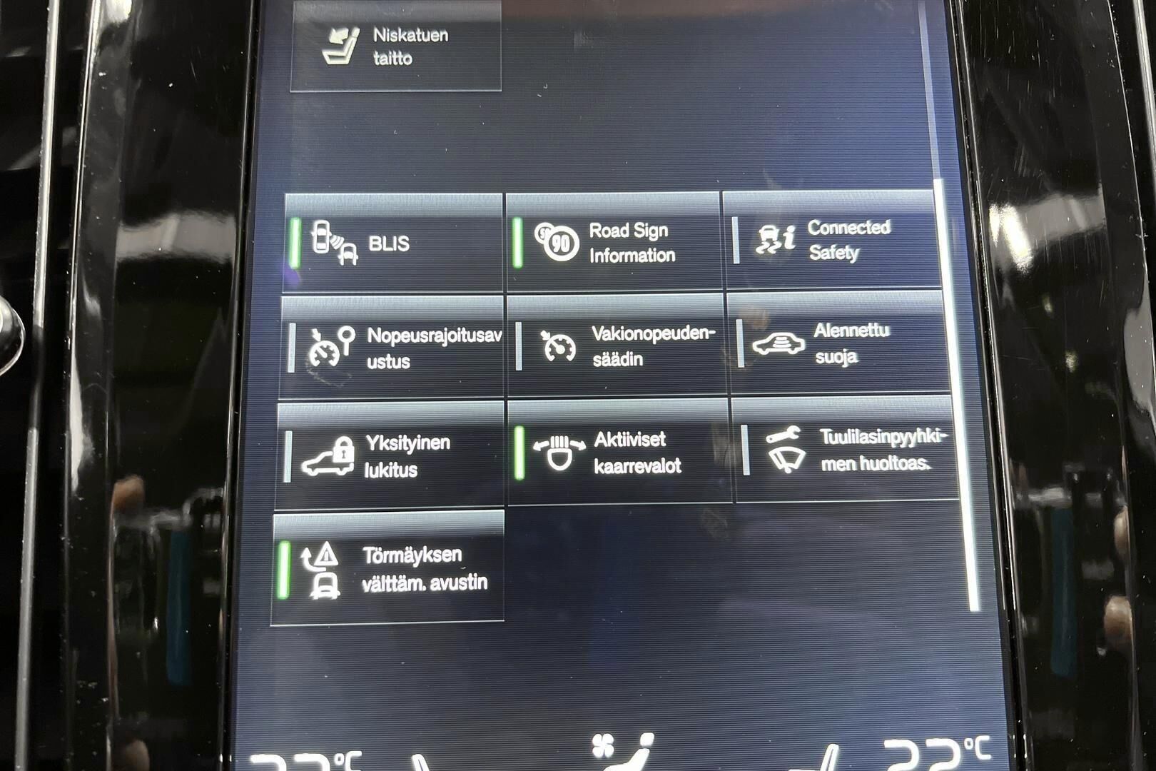 Volvo S90 iso kuva 22