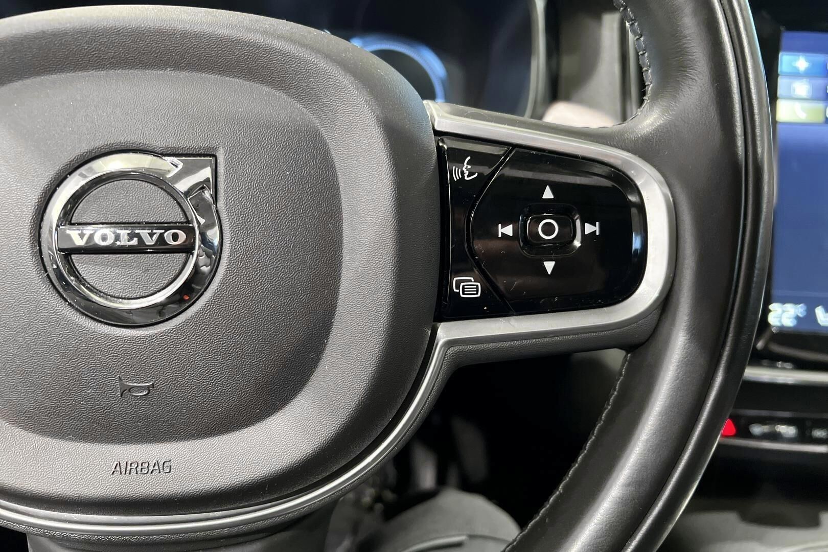 Volvo S90 iso kuva 26