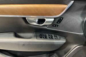 Volvo S90 esikatselu 27