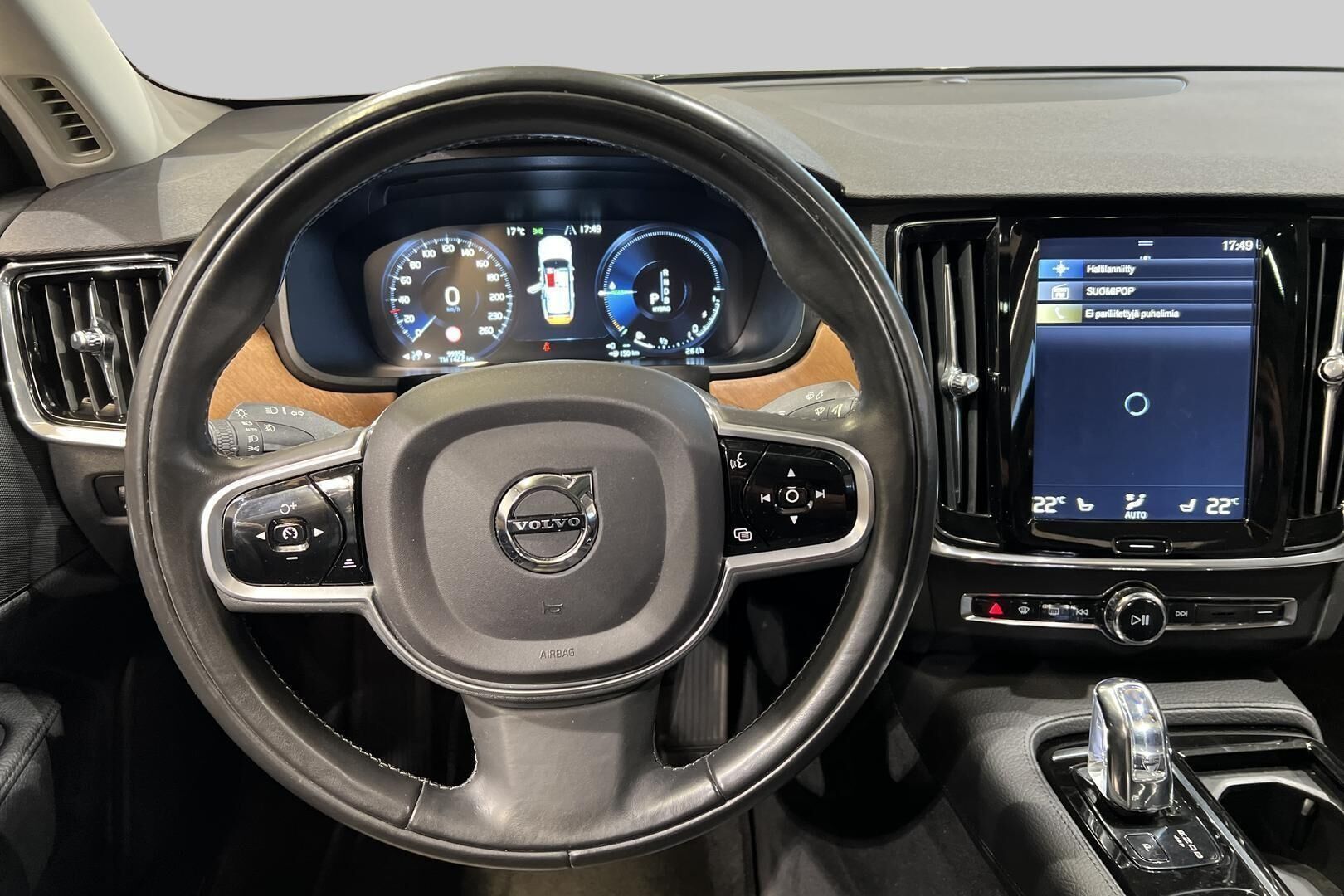 Volvo S90 iso kuva 33