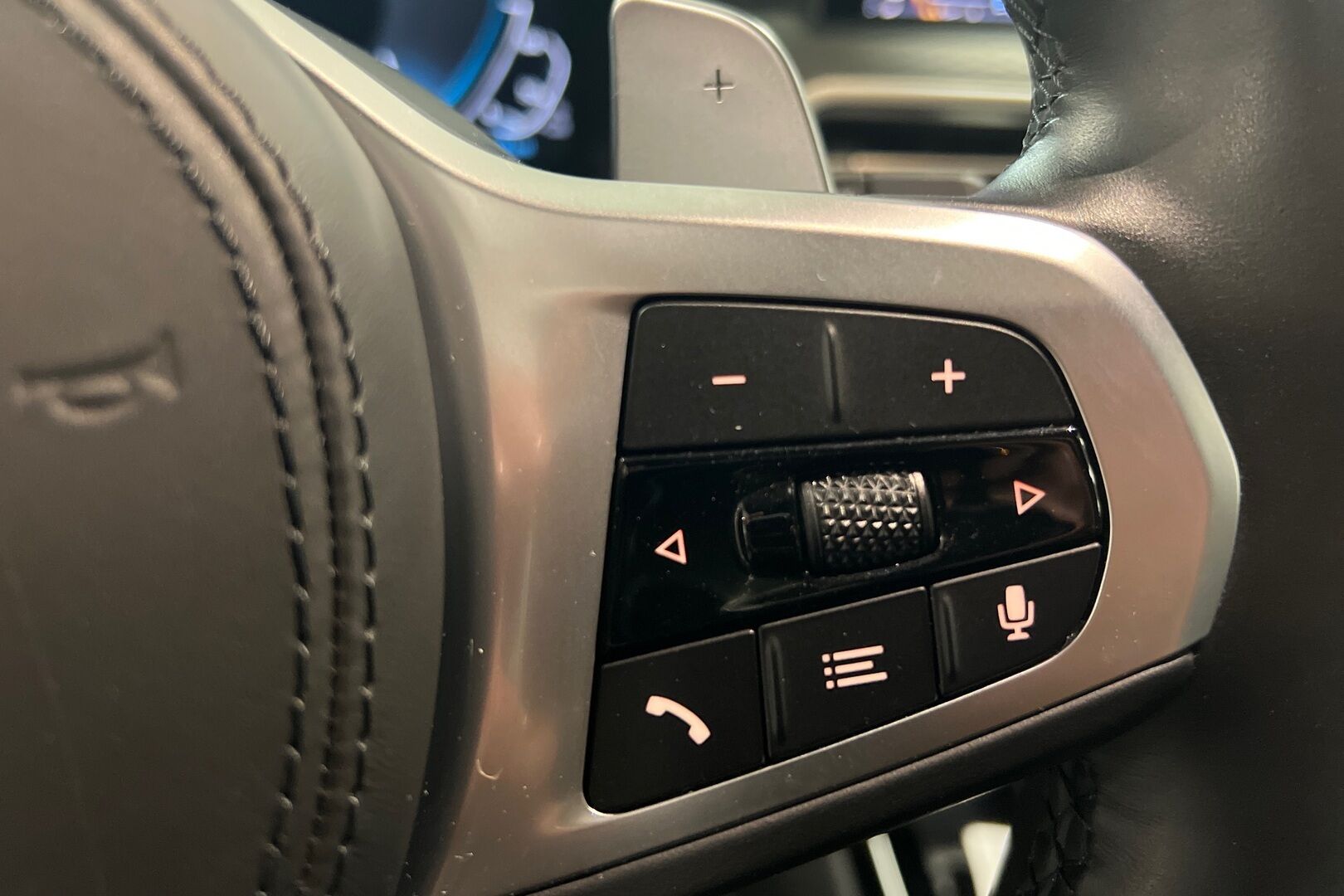 BMW X3 iso kuva 17