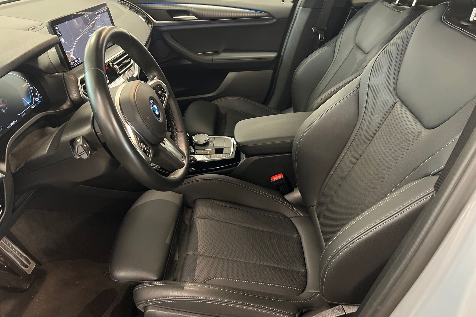 BMW X3 iso kuva 7