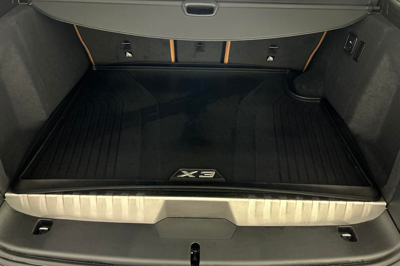 BMW X3 iso kuva 12