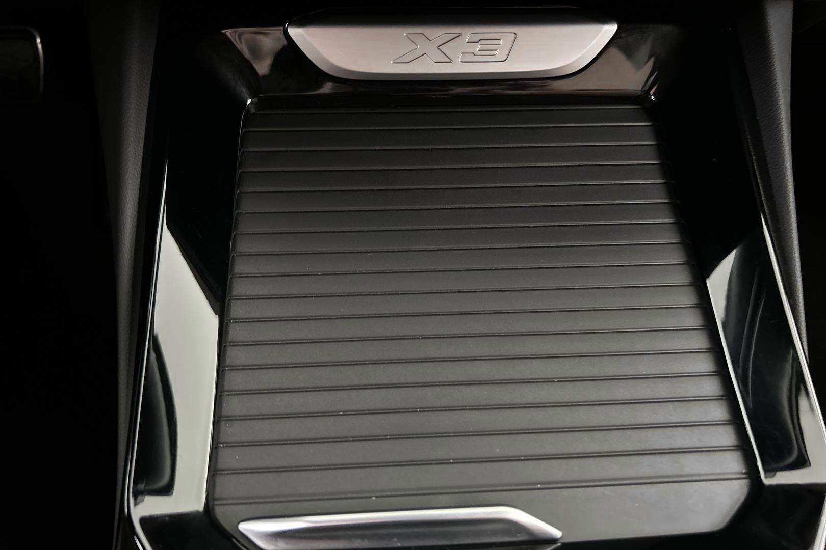 BMW X3 iso kuva 20