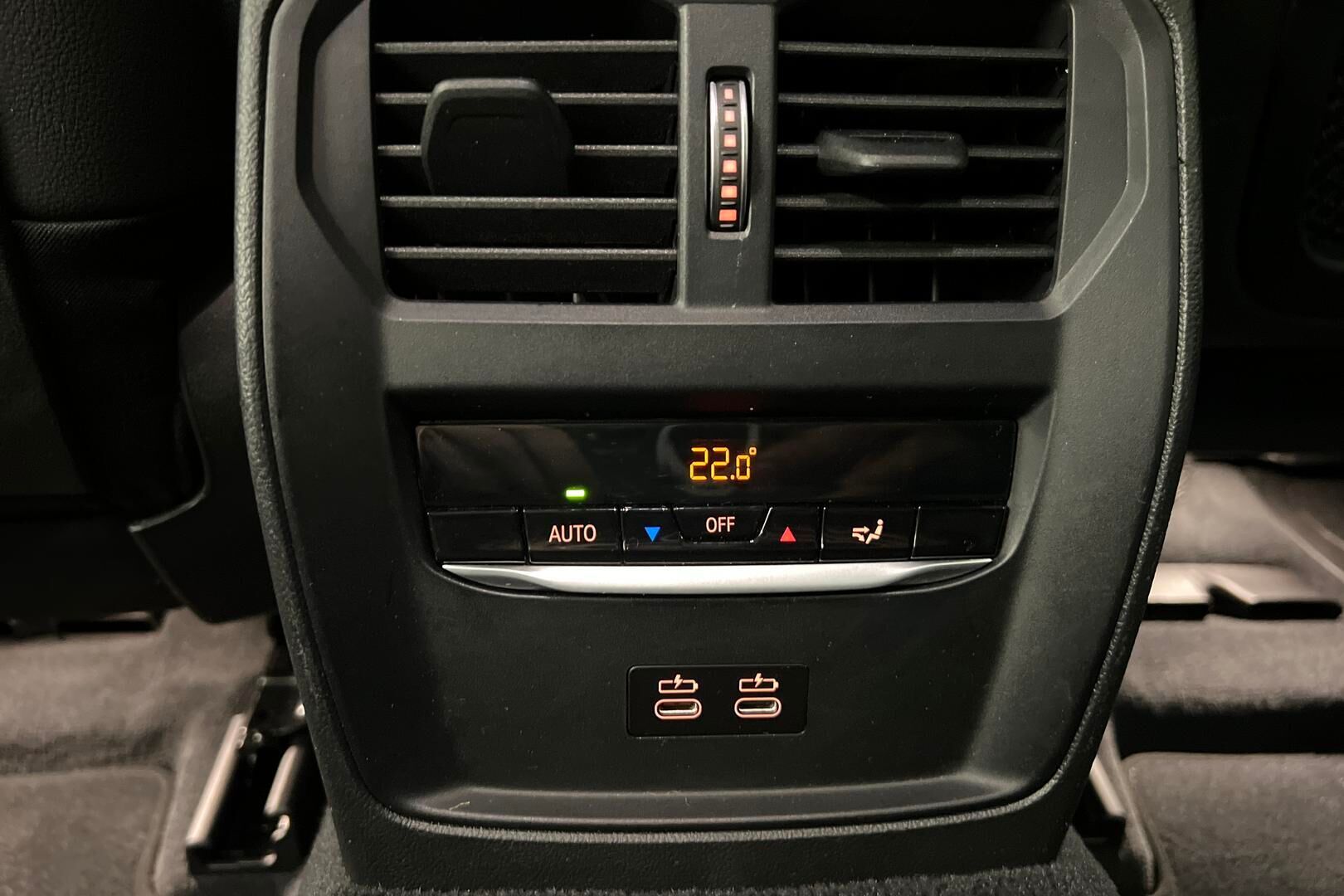 BMW 3-sarja iso kuva 9