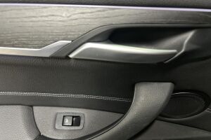BMW X1 esikatselu 27