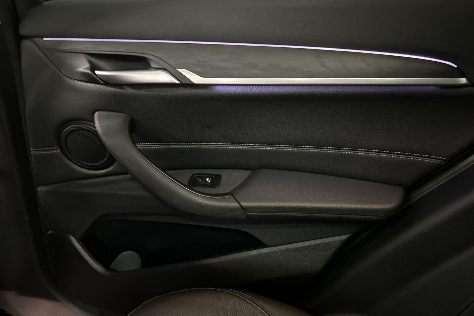 BMW X1 iso kuva 29