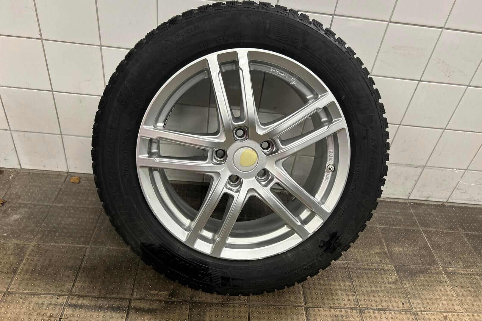 BMW X1 iso kuva 33