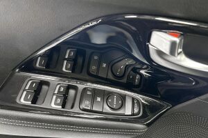 Kia Niro esikatselu 25