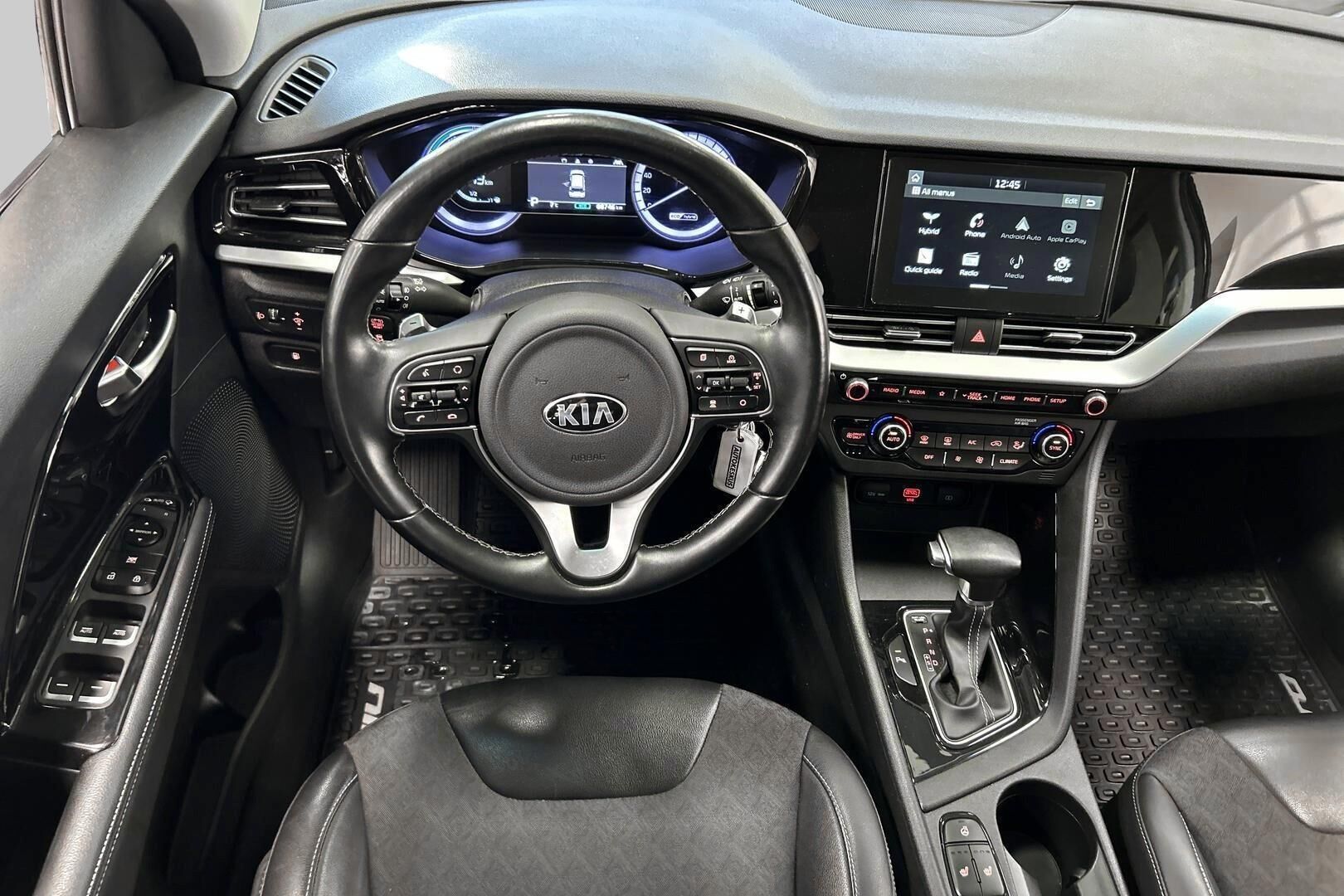 Kia Niro iso kuva 23