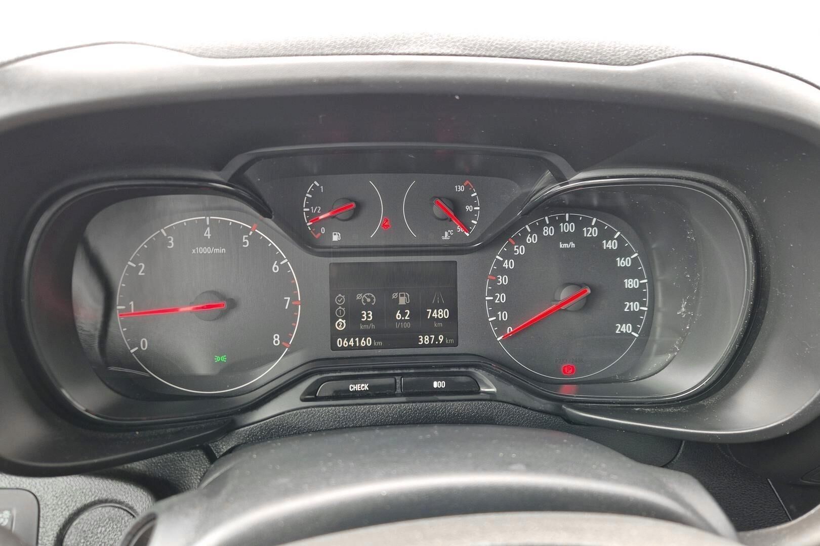 Opel Combo iso kuva 24