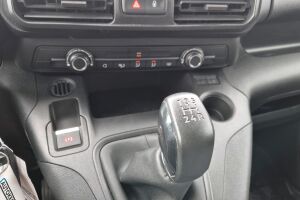 Opel Combo esikatselu 13