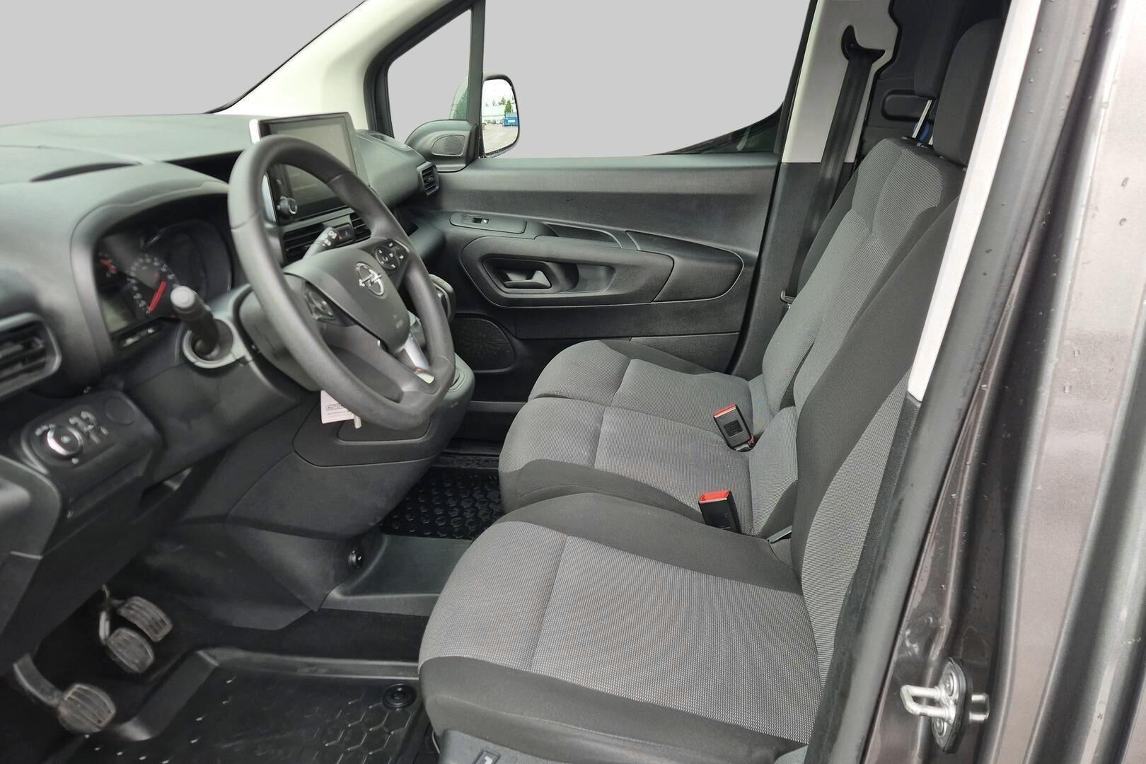 Opel Combo iso kuva 7