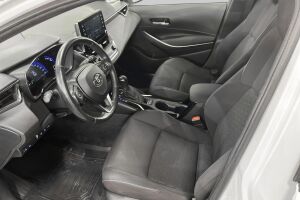 Toyota Corolla esikatselu 12