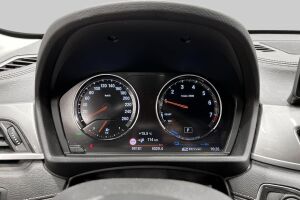 BMW X1 esikatselu 10