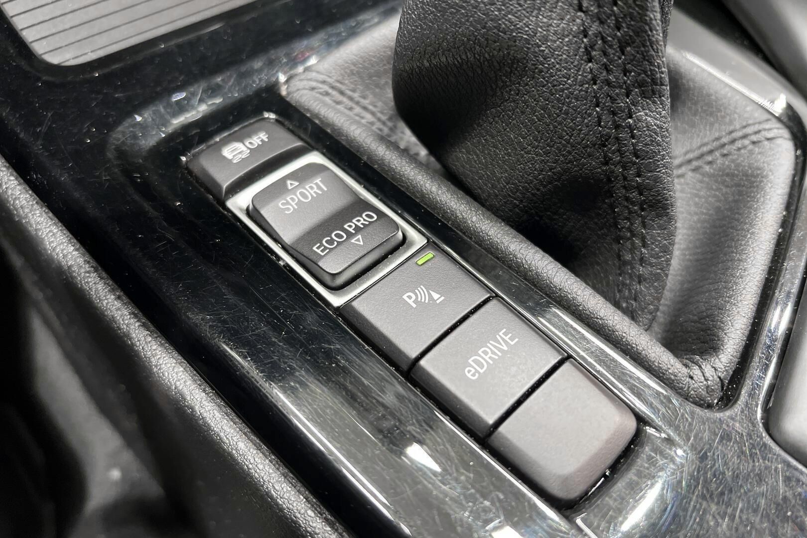 BMW X1 iso kuva 17