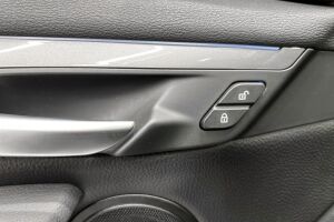 BMW X1 esikatselu 23