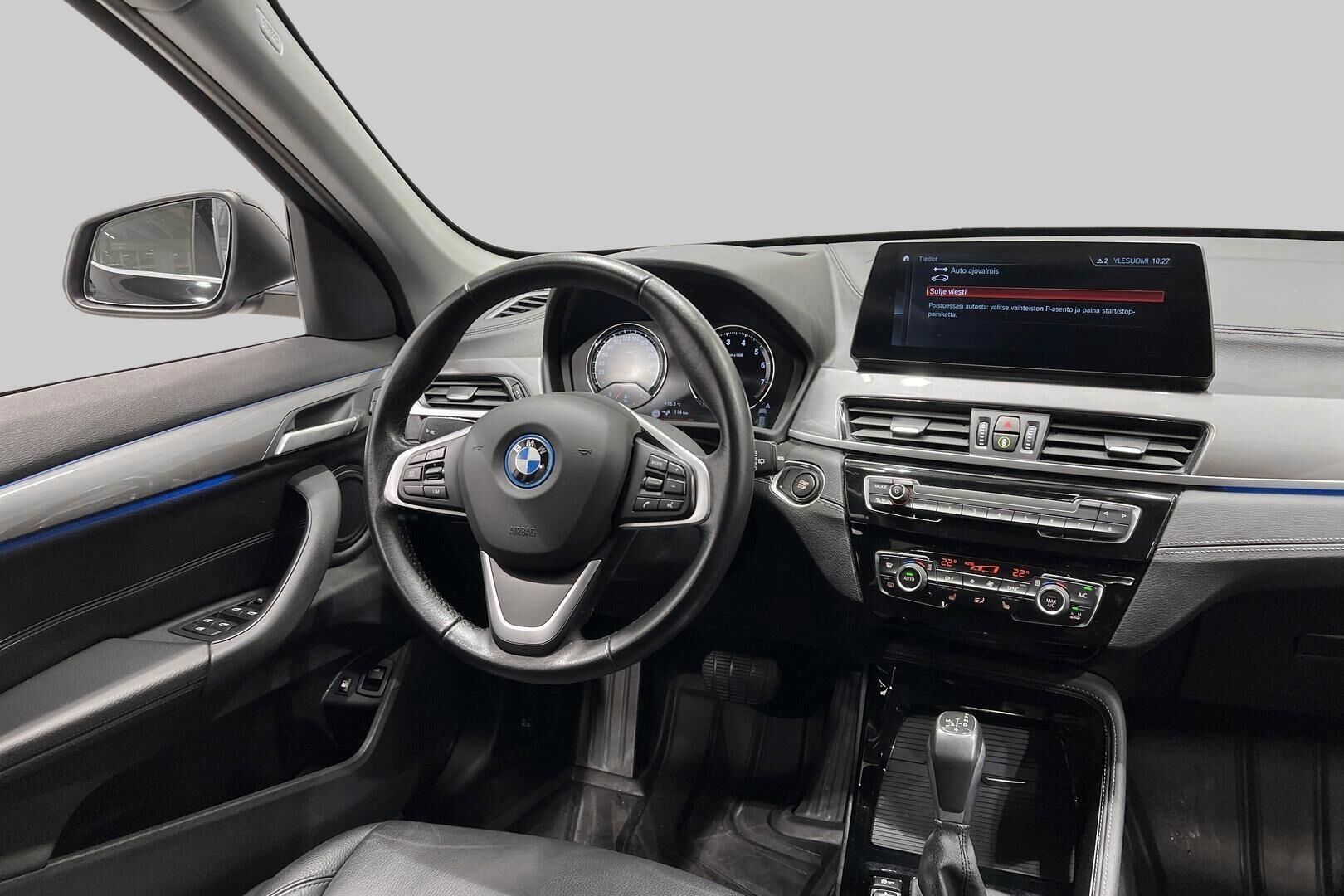 BMW X1 iso kuva 24