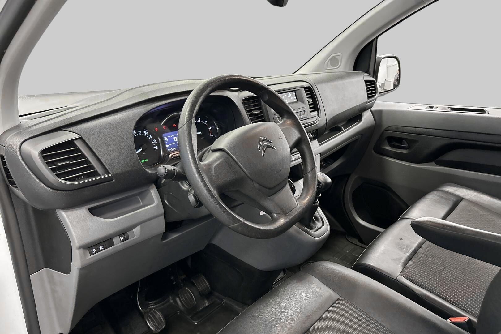 Citroen Jumpy iso kuva 25