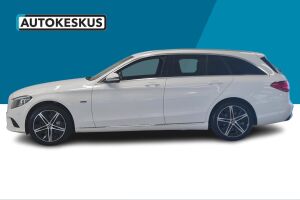 Mercedes-Benz C esikatselu 6