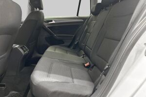 Volkswagen Golf esikatselu 10