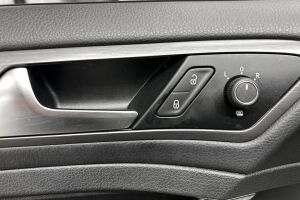 Volkswagen Golf esikatselu 25