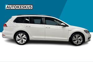 Volkswagen Golf esikatselu 4