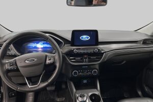 Ford Kuga esikatselu 10