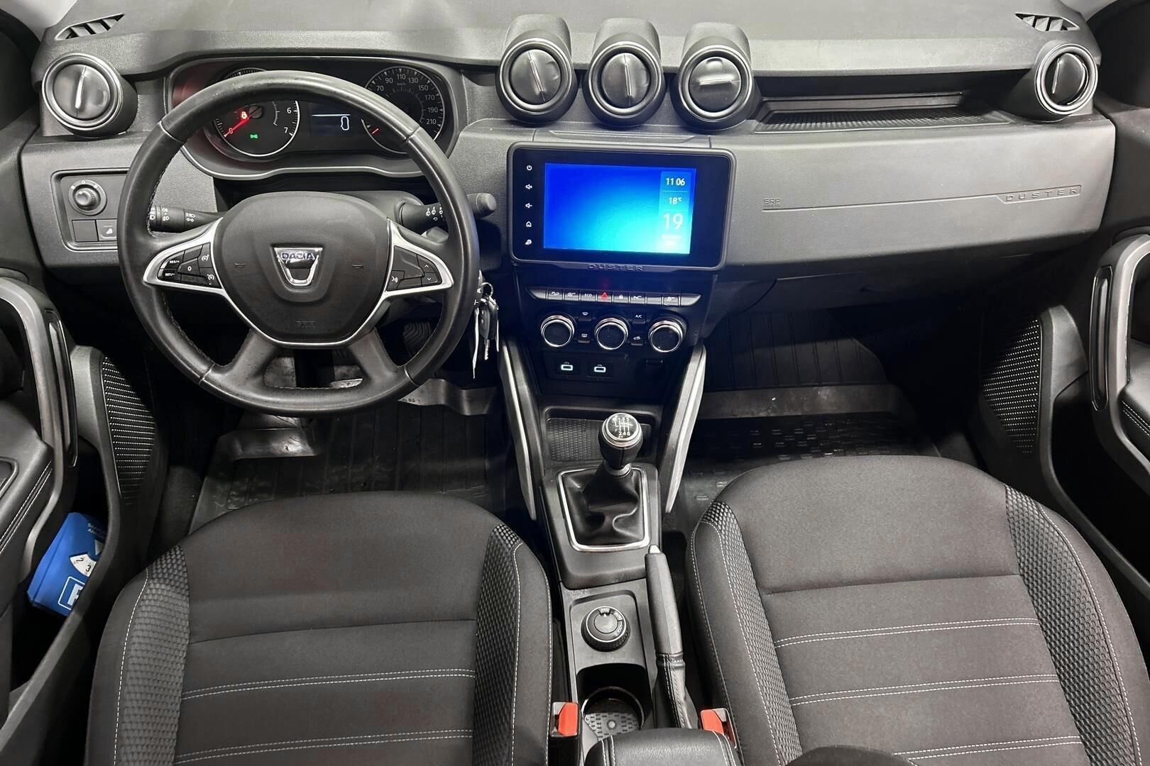 Dacia Duster iso kuva 11