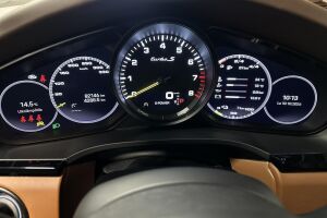 Porsche Cayenne esikatselu 14