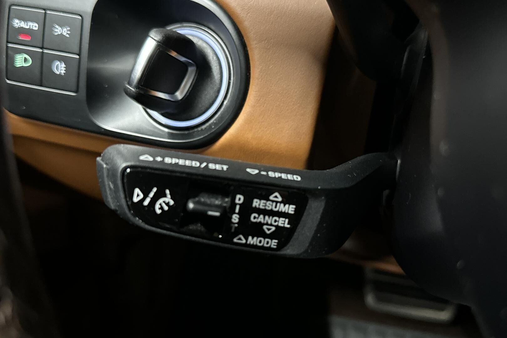 Porsche Cayenne iso kuva 29